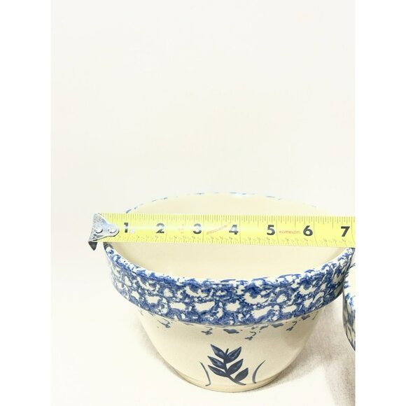 2 Ransbottom Roseville Pottery Wheat Blue Spongeware Nesting Bowls 6 & 7 Inch - Picture 6 of 10